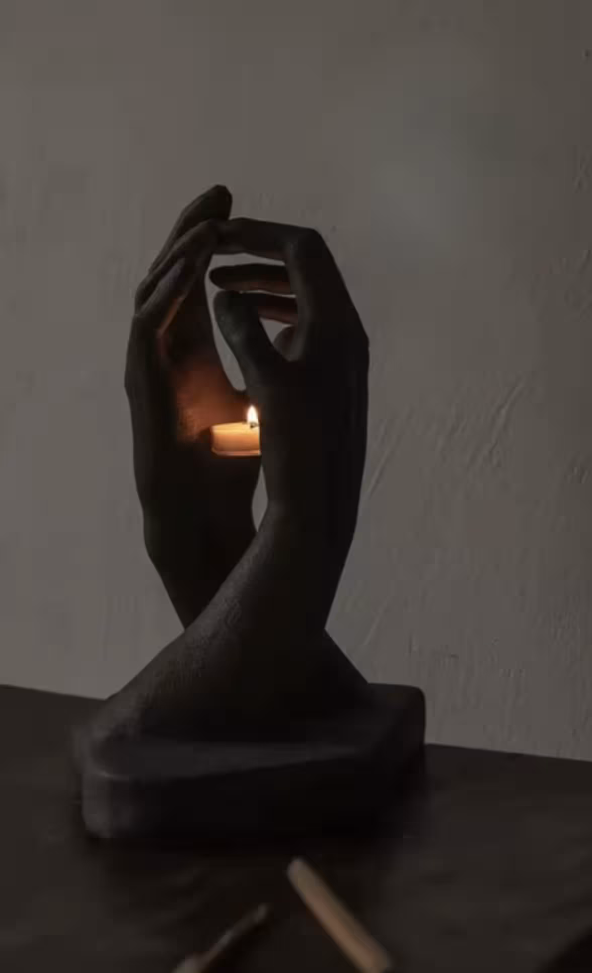 شمعدان طرح دست کدکالا  1828