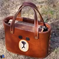 کیف چرم بچگانه