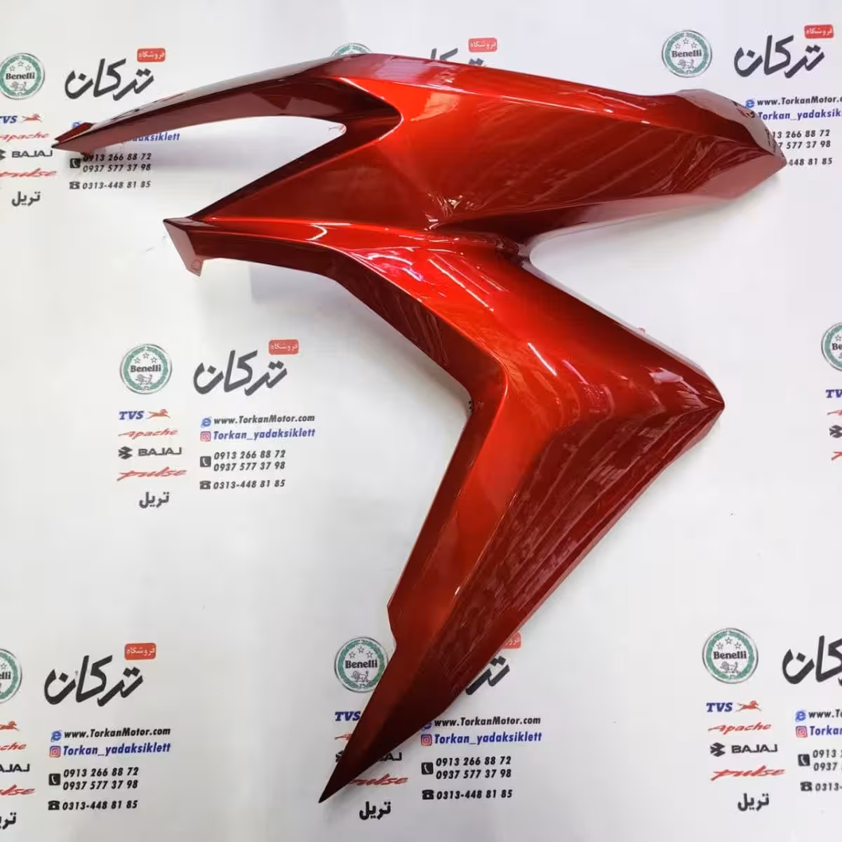 قاب ( کاور ) فلاپ بغل چراغ ( بلوری ) موتور طرح کلیک ( قرمز براق ) ( چپ ) خارجی