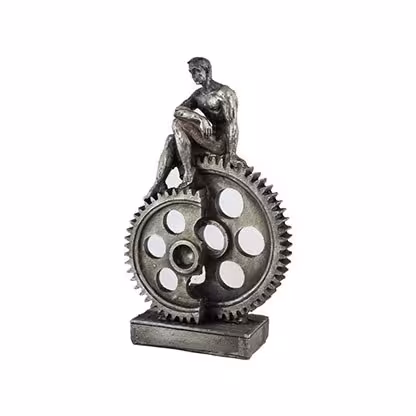 مجسمه مرد تلاشگر نقره ای