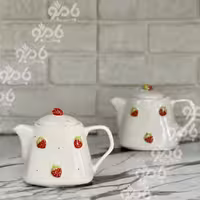 قوری سرامیکی کف مربع توت فرنگی برجسته