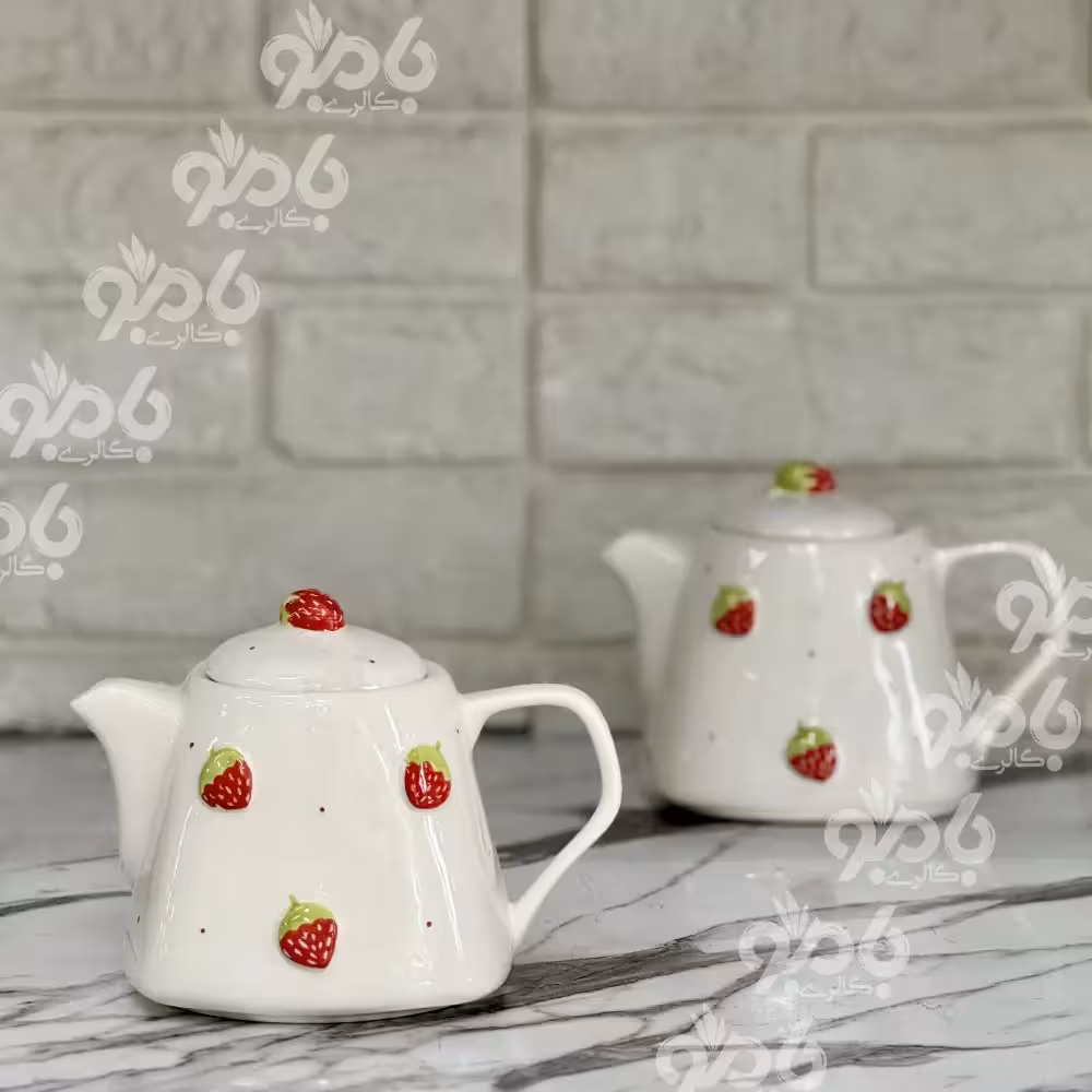 قوری سرامیکی کف مربع توت فرنگی برجسته