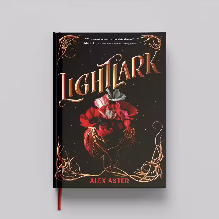کتاب Lightlark جلد سخت (HARDCOVER)