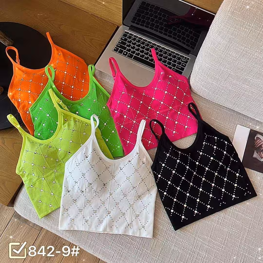 نیم تنه پدمتحرک نگین دار کد 8429