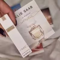 سمپل الی صاب له پرفیوم این وایت ( eliesaab le parfum in white sample )
