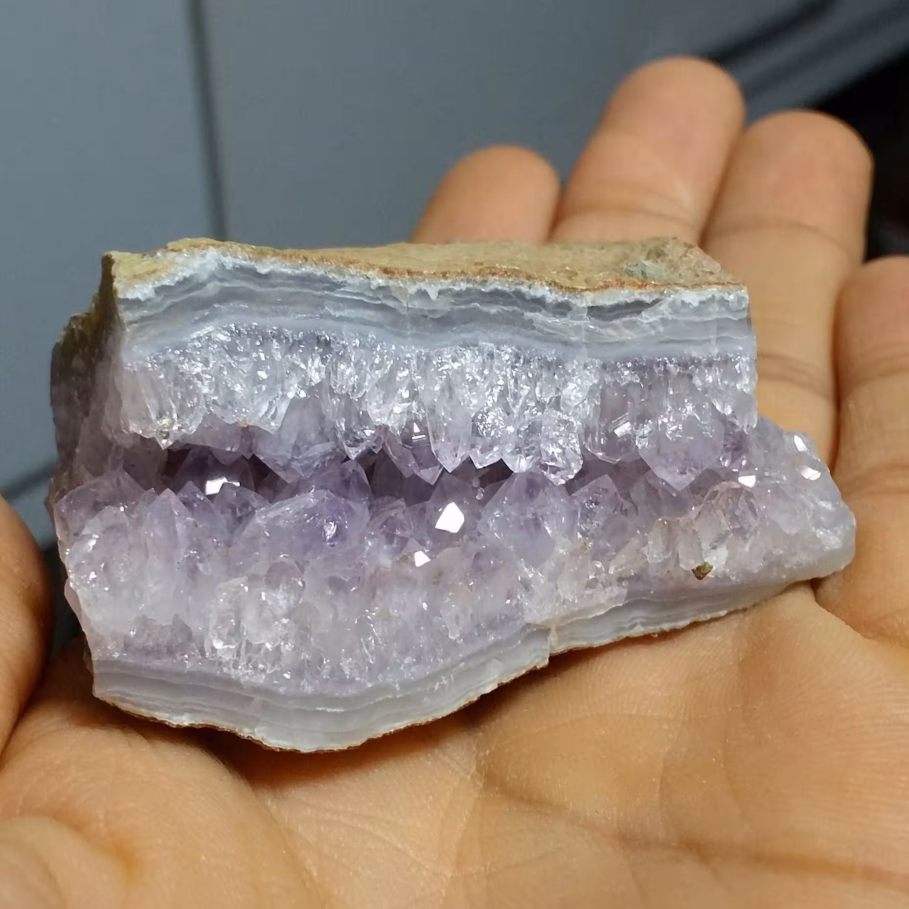 سنگ راف آمیتیس آمتیس آماتیس پر بلوربسیار پر رنگ بسیار خاص و زیبا و چشم نواز کلکسیونی کد 10602