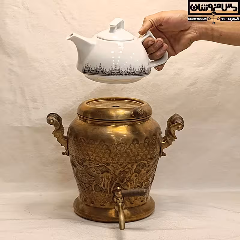 کتری برنجی شیردار روگازی قلمزنی اصفهان سفیدگری شده 4 لیتر | مدل داتیس