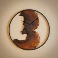 ساعت دیواری چوبی روستیک نوین کلاک – 40 سانتی‌متر