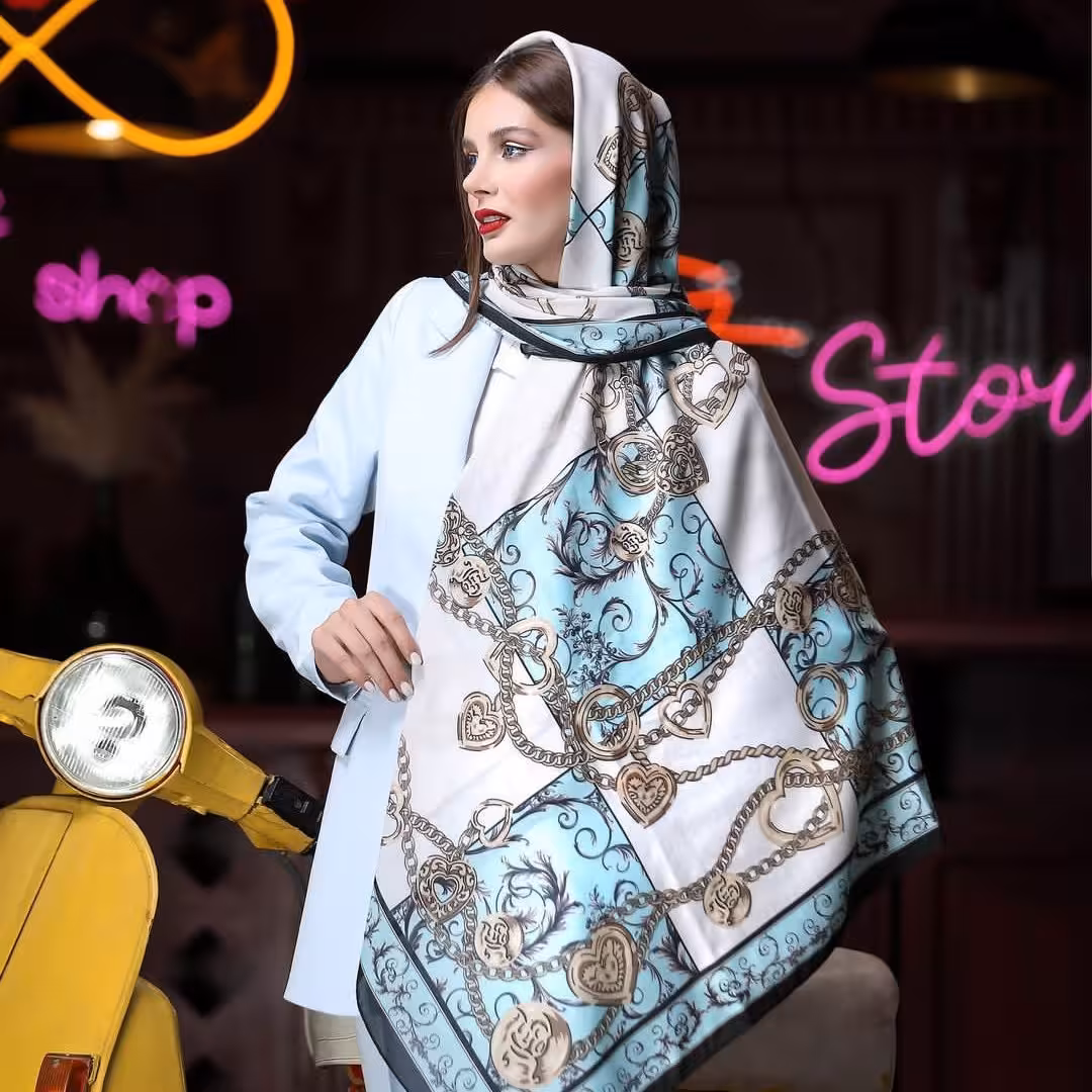 روسری سوپر نخ قواره 140 دور دست دوز طرح خاص