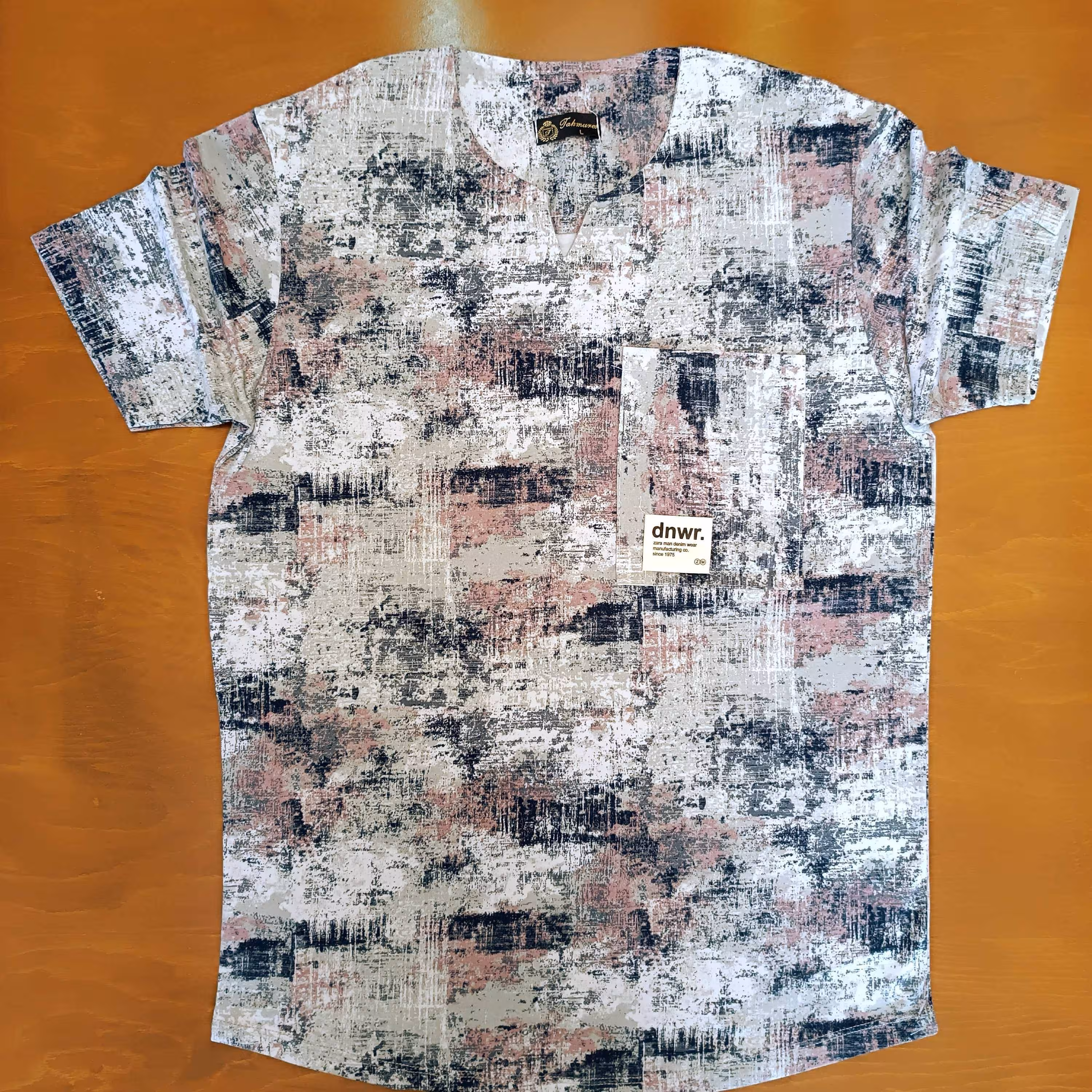 تیشرت مردانه یقه کوبایی طرح دار نخ پنبه با کیفیت 