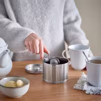 بانکه دربدار نقره ای ایکیا مدل BETTHAJ