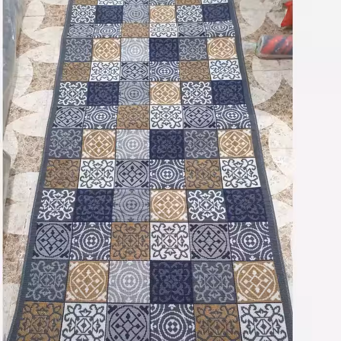 کناره گلیم ماشینی کاشان طرح شایان سایز2در1متر(هزینه ارسال باخریداروپس کرایه میباشد)