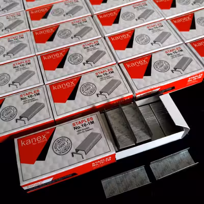 سوزن منگنه کانکس کد 100 مدل اداری همراه سایز 10 بسته 2000 عددی