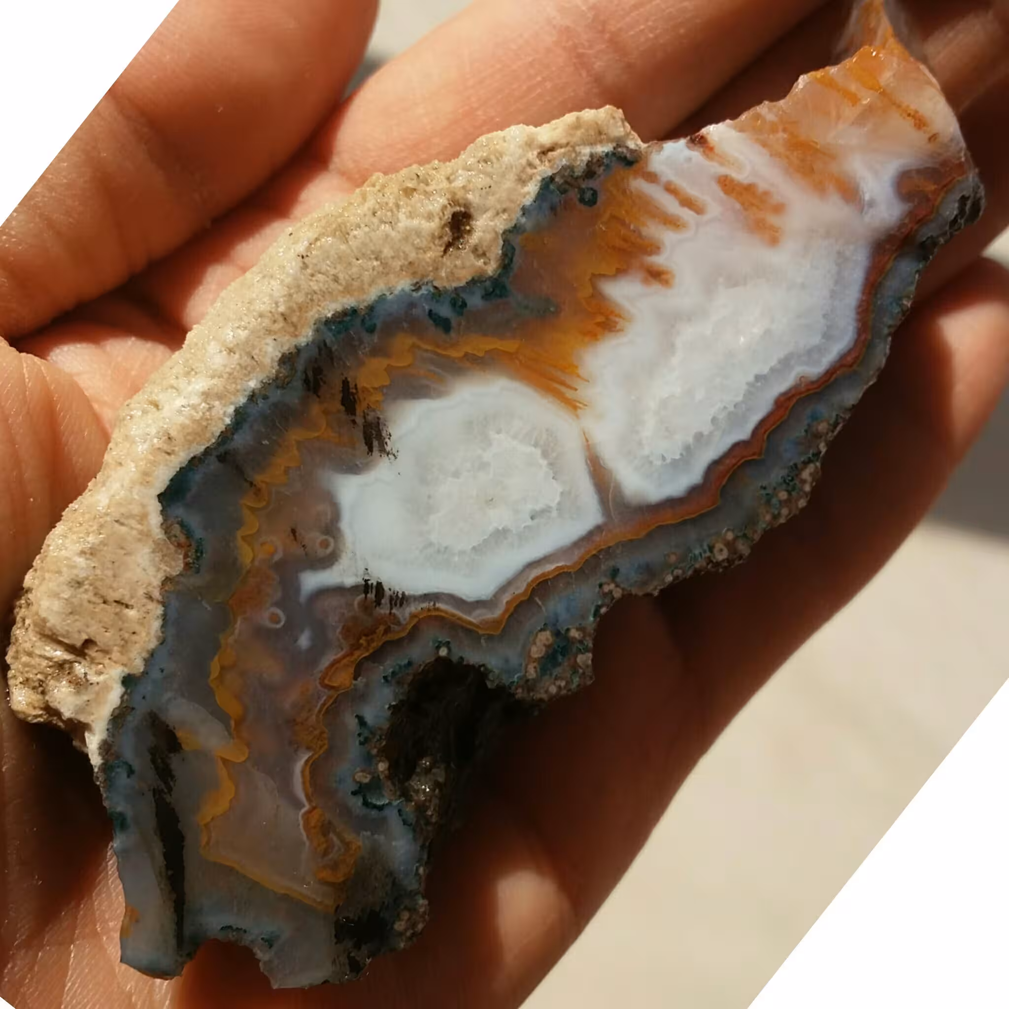 اسلایس سنگ راف عقیق رنگی منظره محشررر شاهکار خلقت 100درصد طبیعی زیباااا