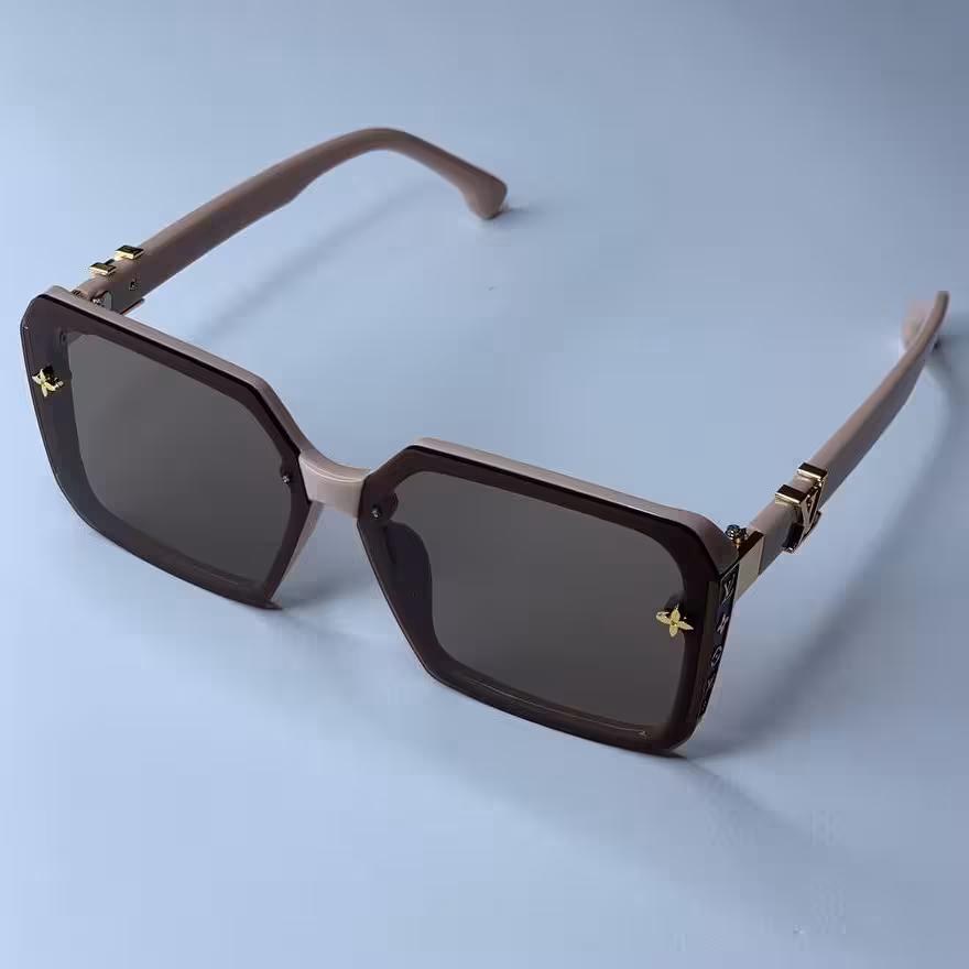 عینک آفتابی دخترانه زنانه مردانه دودی 50 عینک زنونه برند لویی ویتون لنز یووی 400 لولا فلزی با کیف زیپی و دستمال نانو،