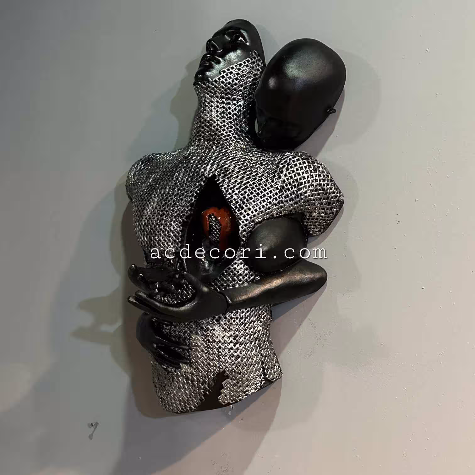 دیوارکوب نیم تنه انسان طرح جانان