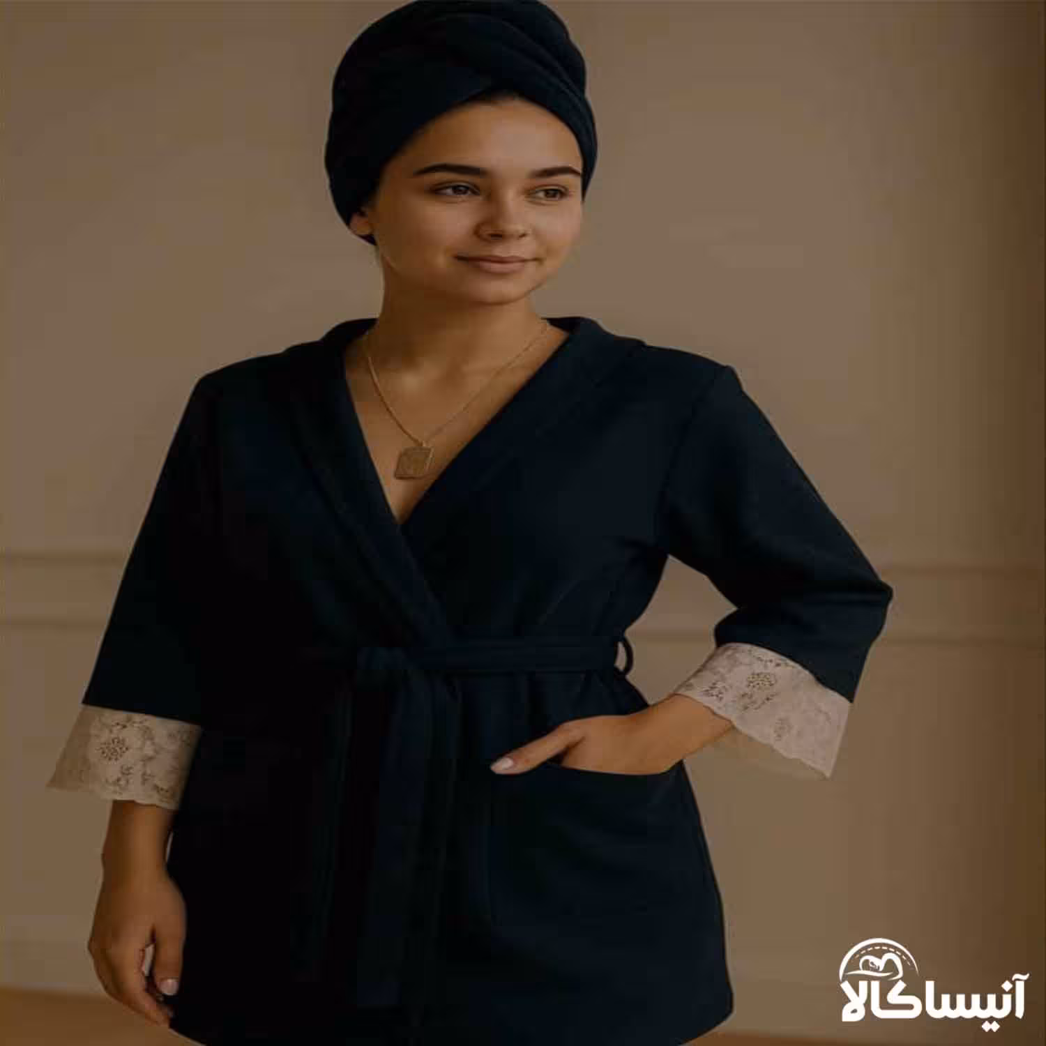 حوله تنپوش برق لامع مدل مهتاب