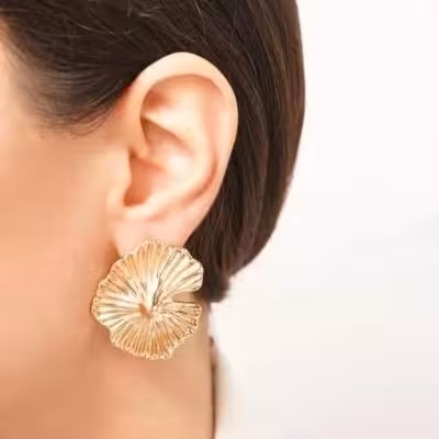 گوشواره گل میخی استیل طلایی - رنگ ثابت ضد حساسیت