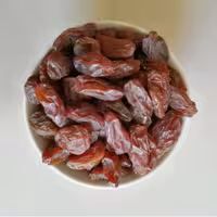 مویز رطبی دیم دشمن زیاری شیراز  در  80 کیلومتری غرب شیراز