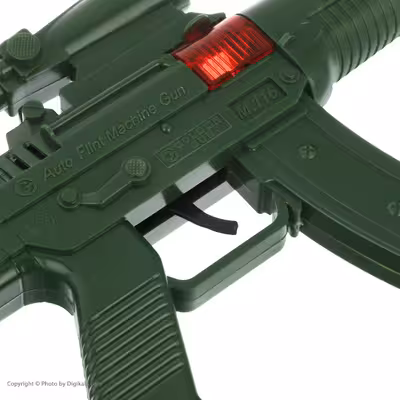 اسباب بازی جنگی مدل کلاه و مسلسل جرقه زن کد M116