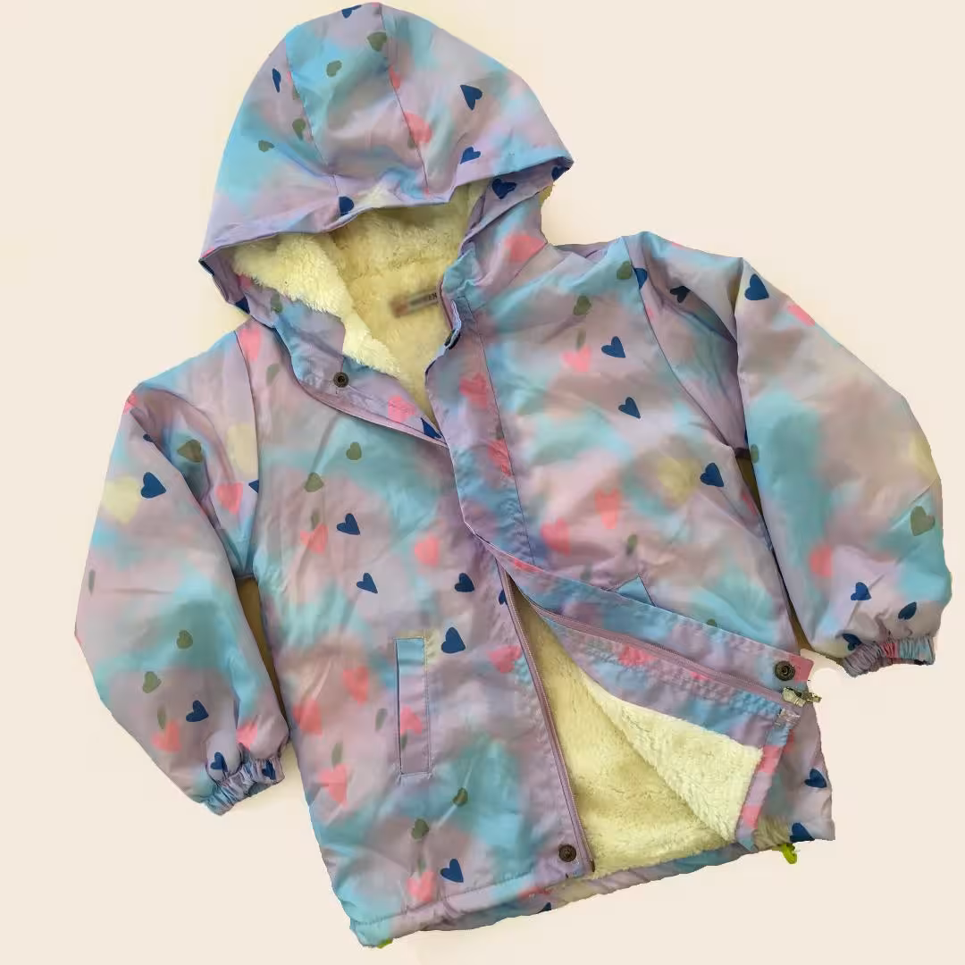 خرید و قیمت کاپشن بارونی تو خزدار طرح قلبی آبرنگی در 6 سایز