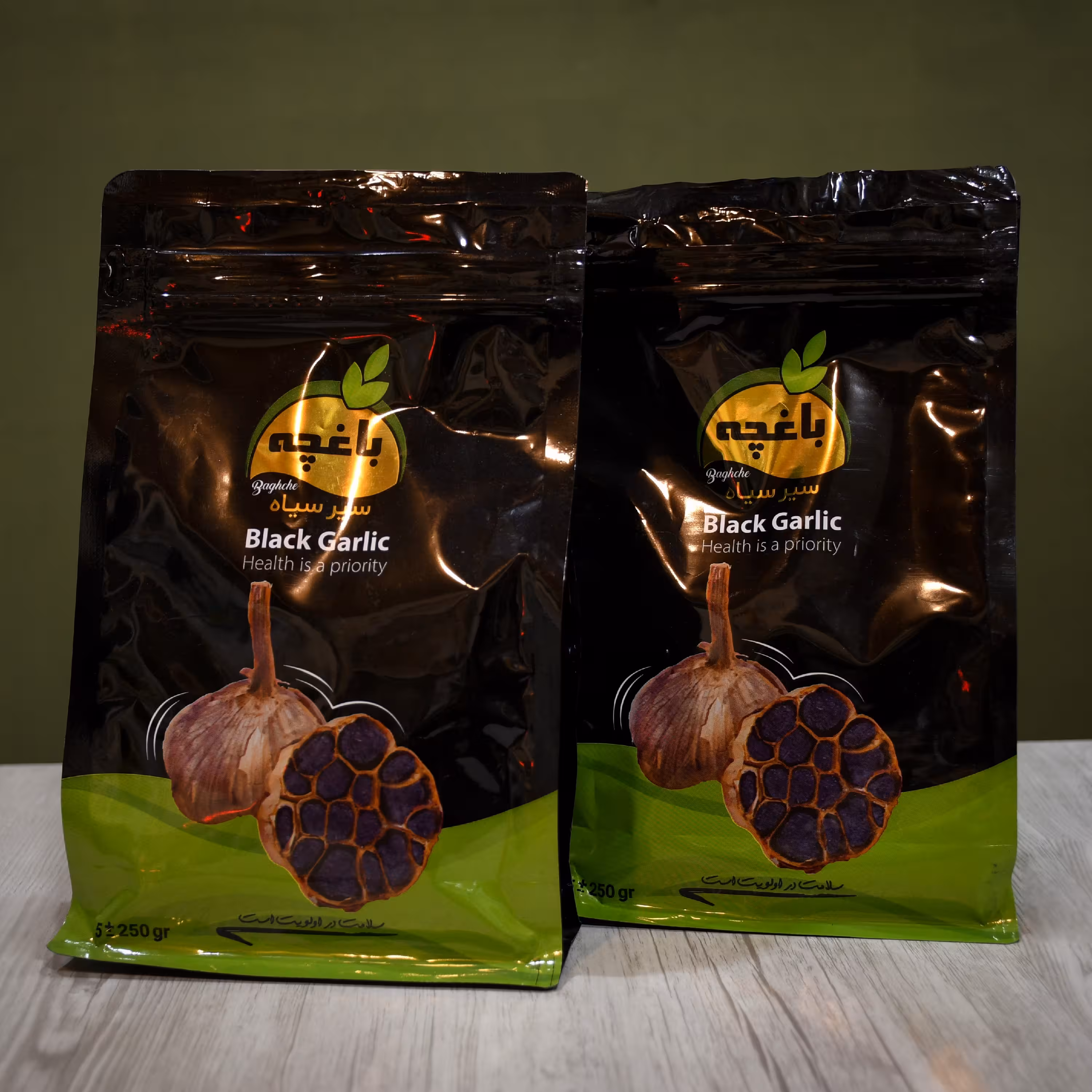 سیر سیاه باغچه با کیفیت 300 گرمی