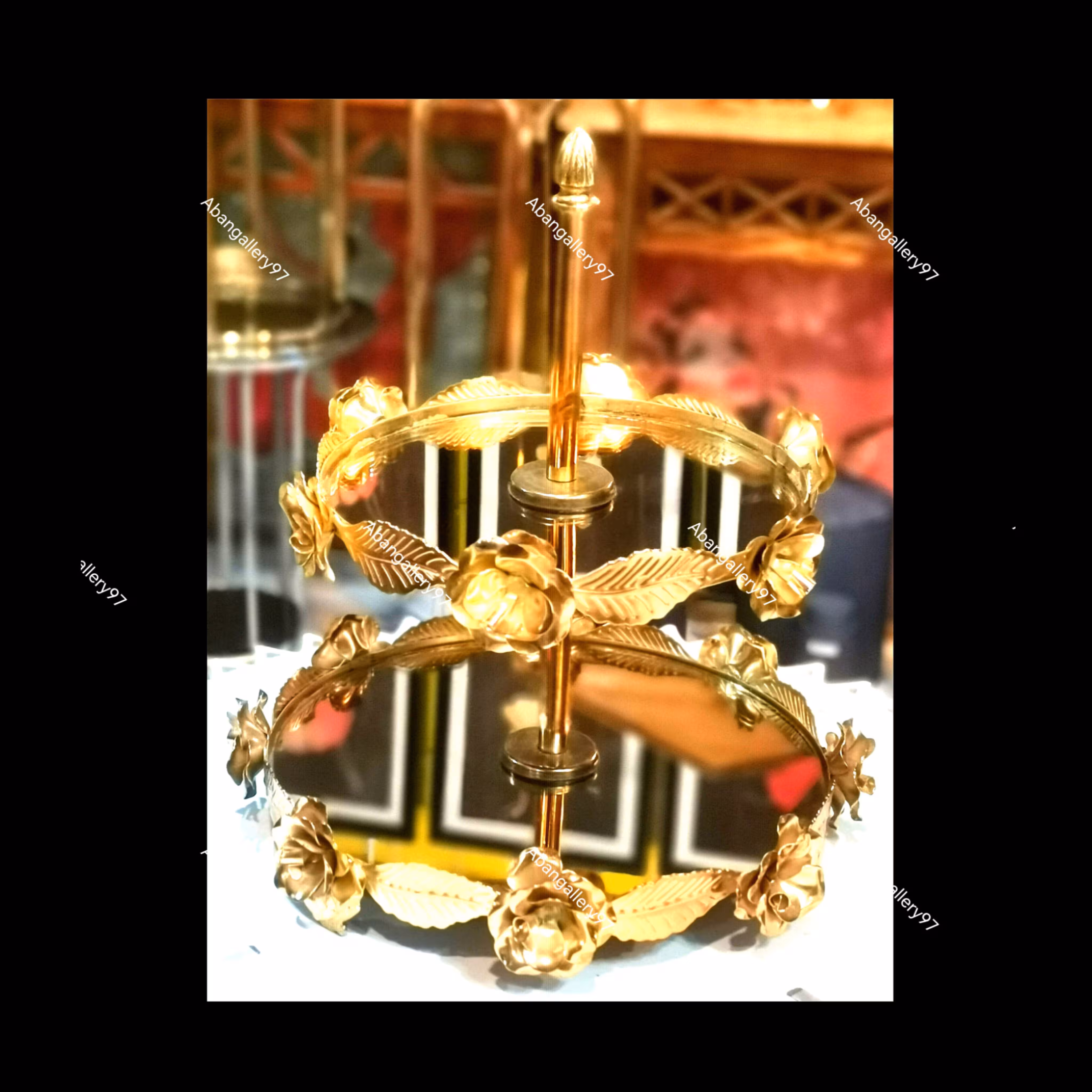 شیرینی خوری دو طبقه گلبرگ