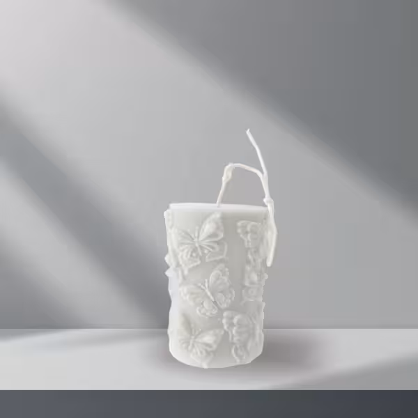 شمع دکوری استوانه پروانه سفید