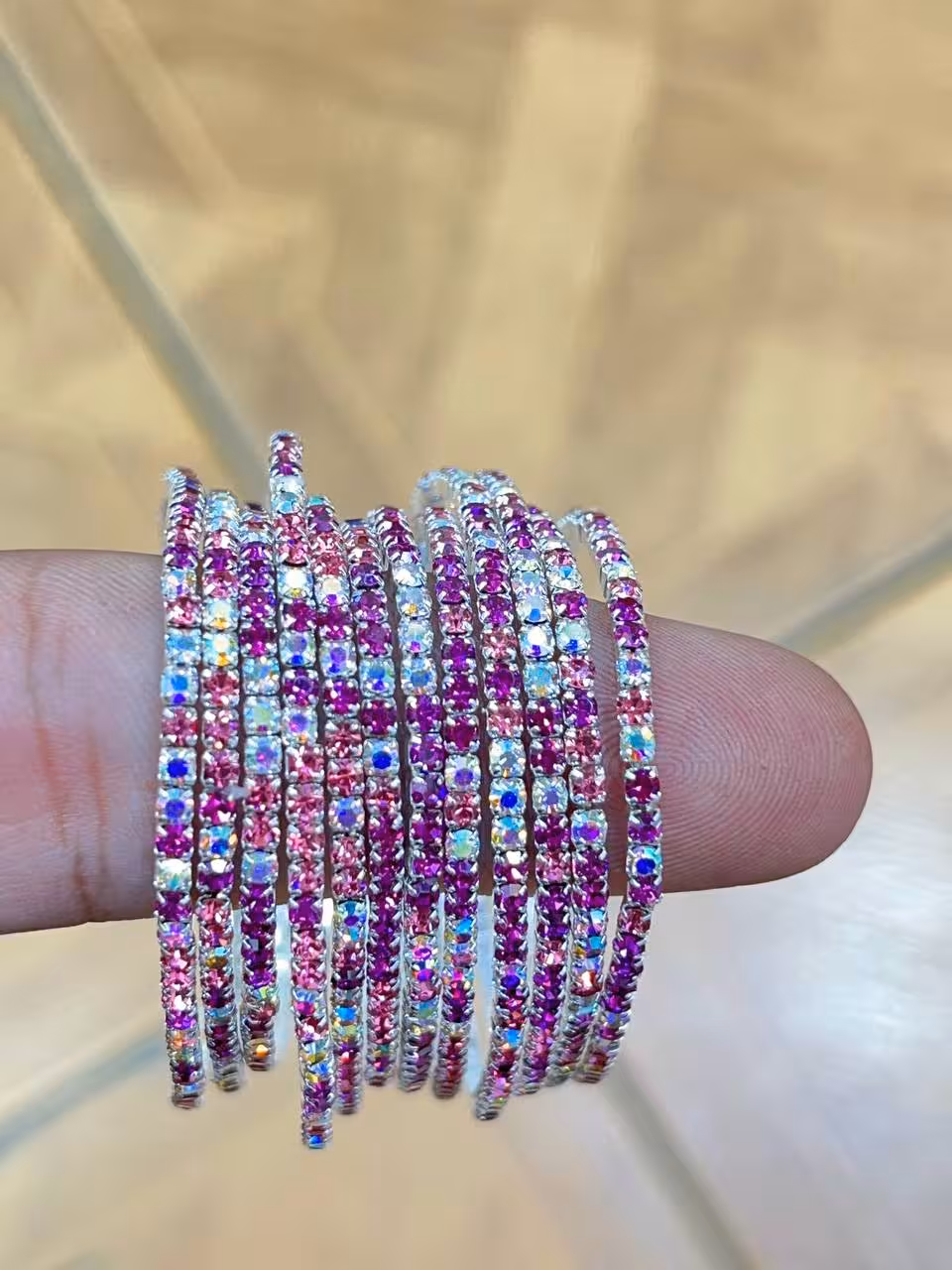 دستبند کشی نگین دار