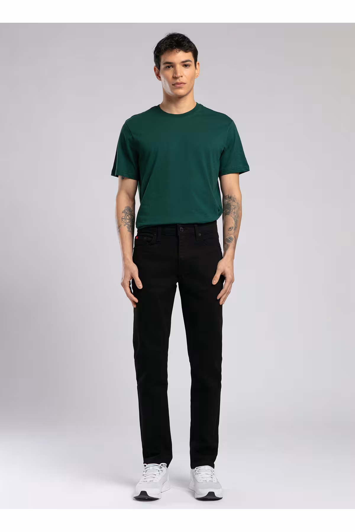 شلوار مردانه جین باریک و 252 LCM جاگر سیاه ماندن Lee Cooper