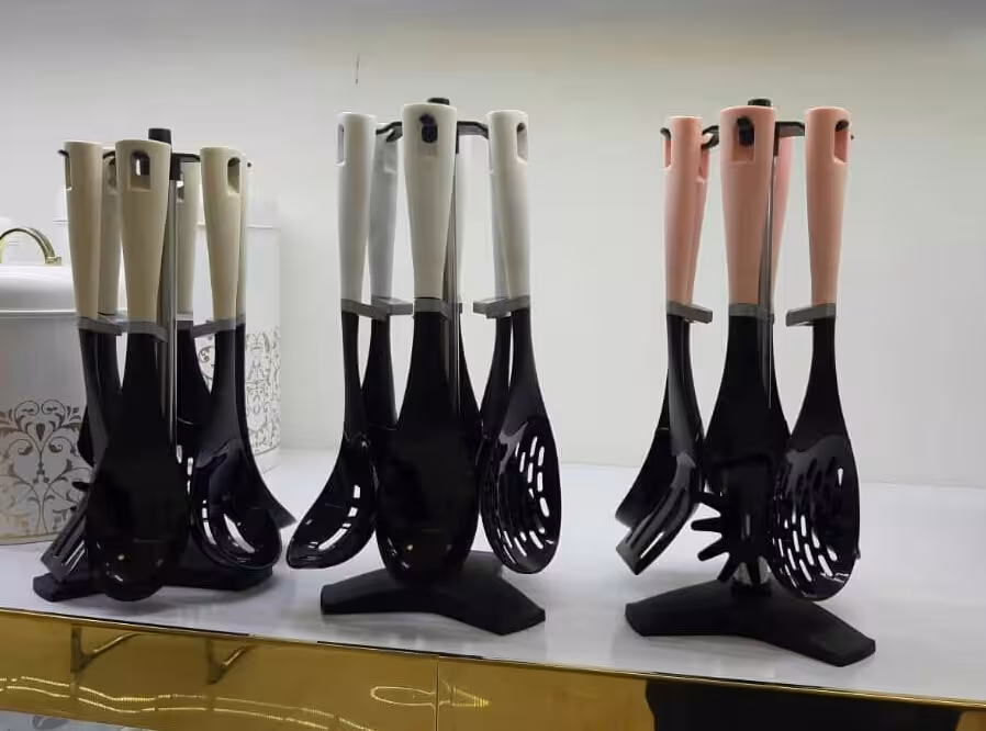 سرویس آویز 7 پارچه کفگیر ملاقه  2015 Artiston