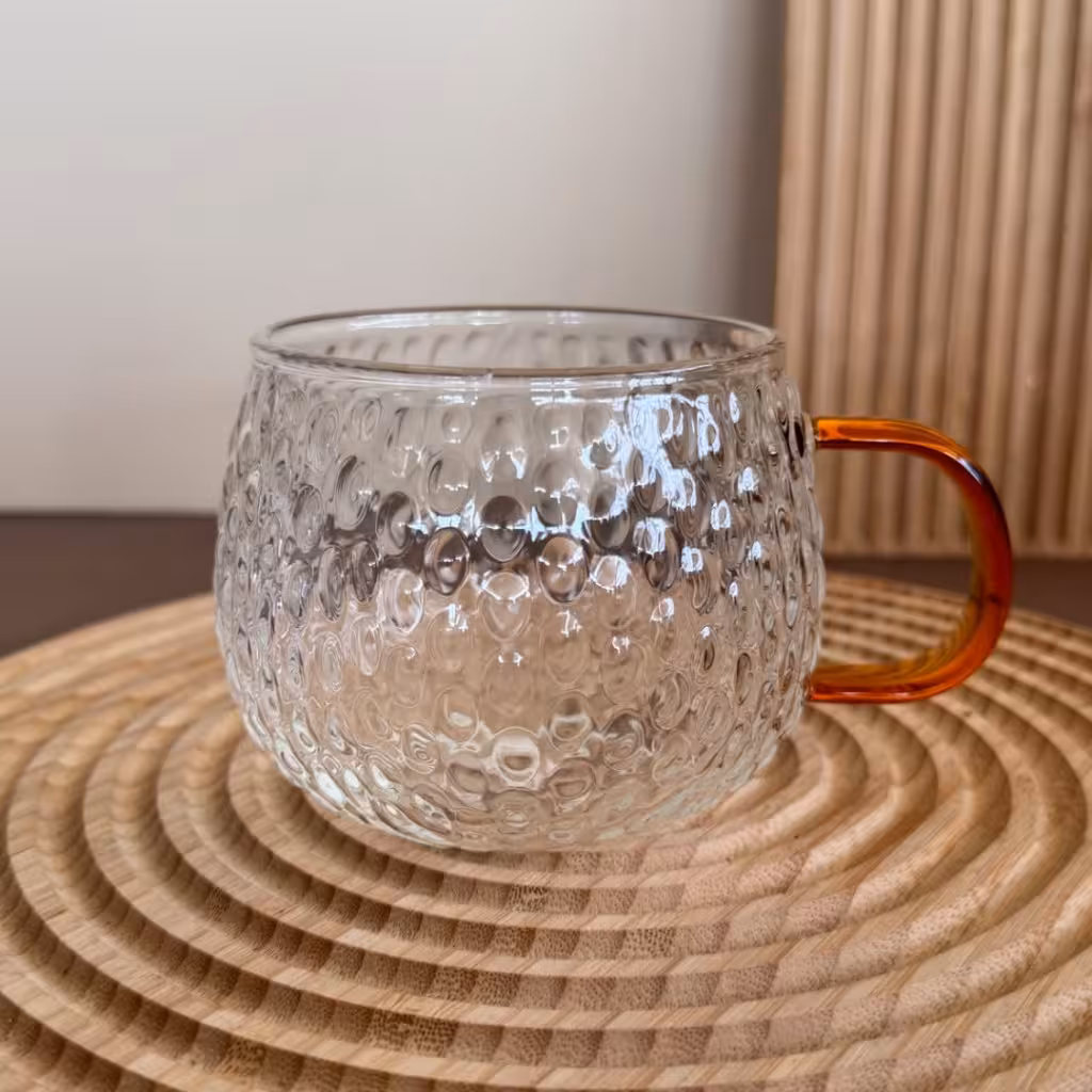 لیوان پیرکس طرح زنبوری دسته رنگی 500 میل