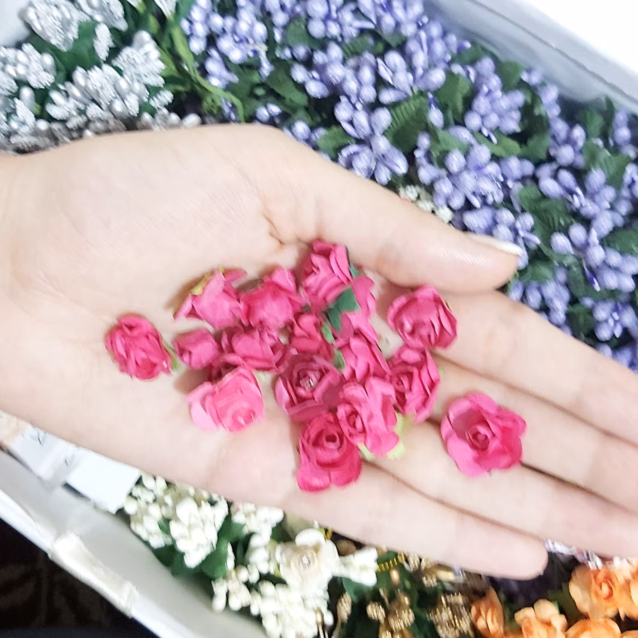 گل کاغذی و اکلیلی بدون ساقه پک 20 عددی