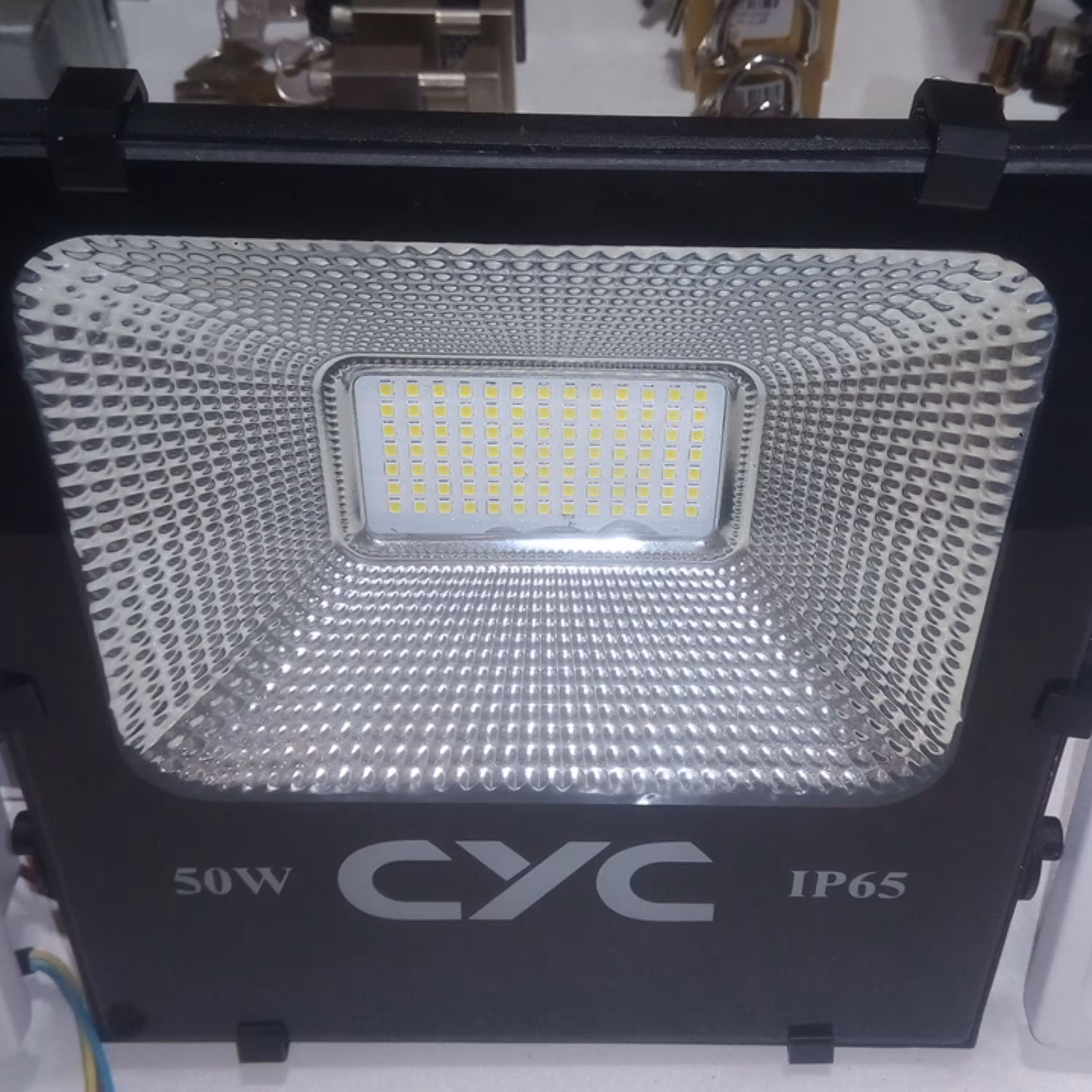 پرژکتور ال ای دی