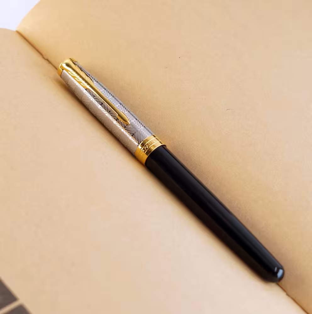 خودنویس پارکر سونت پریمیوم ادیشن گیره طلایی PARKER Sonnet premium edition metal and black GT