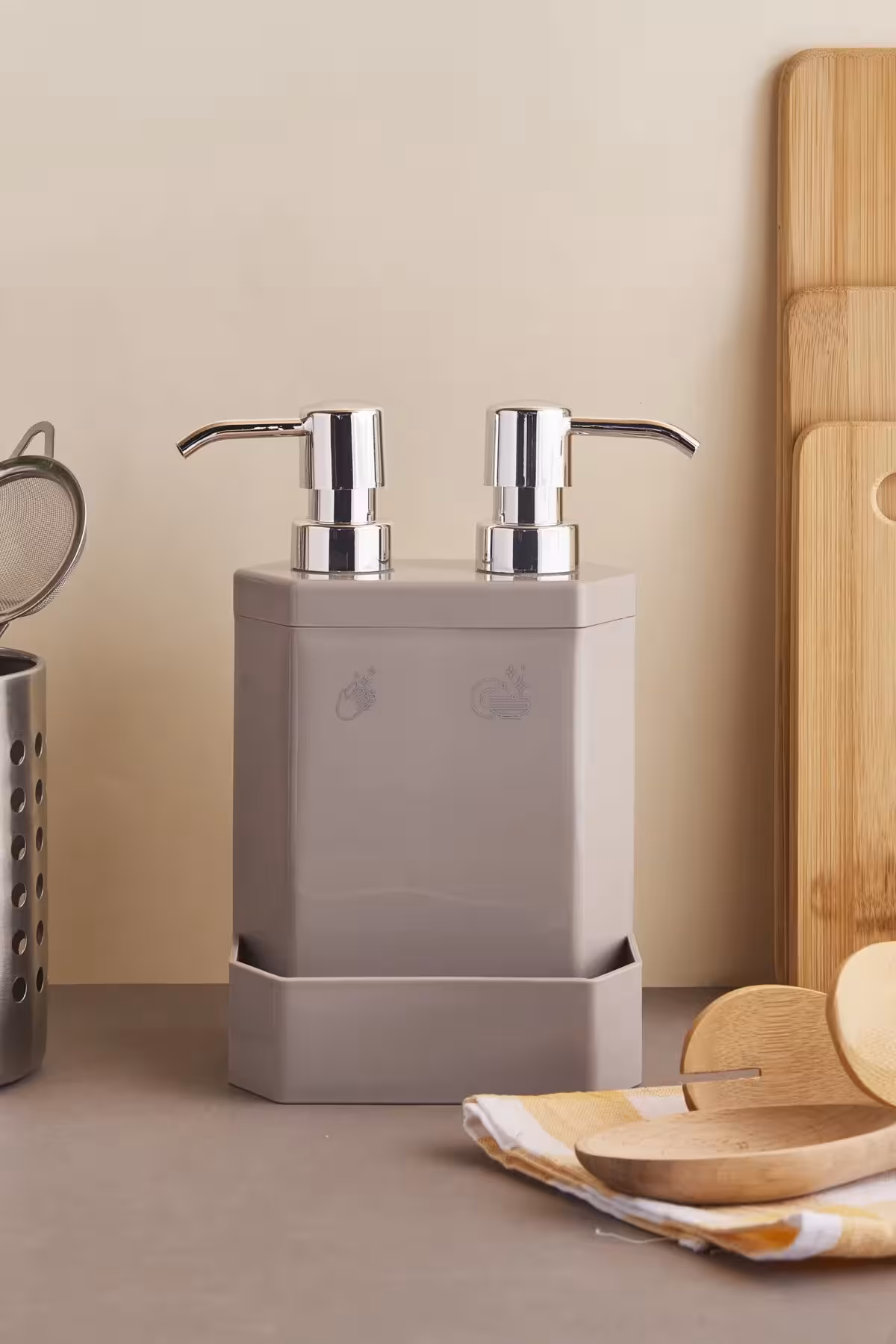 پمپ مایع بهداشتی دوقلوی پروتی