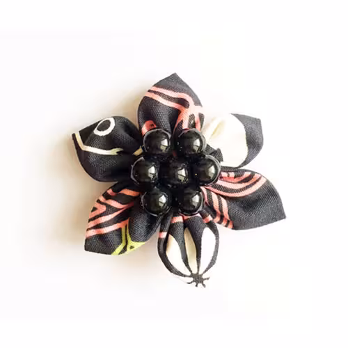 سنجاق سینه گل brooch10