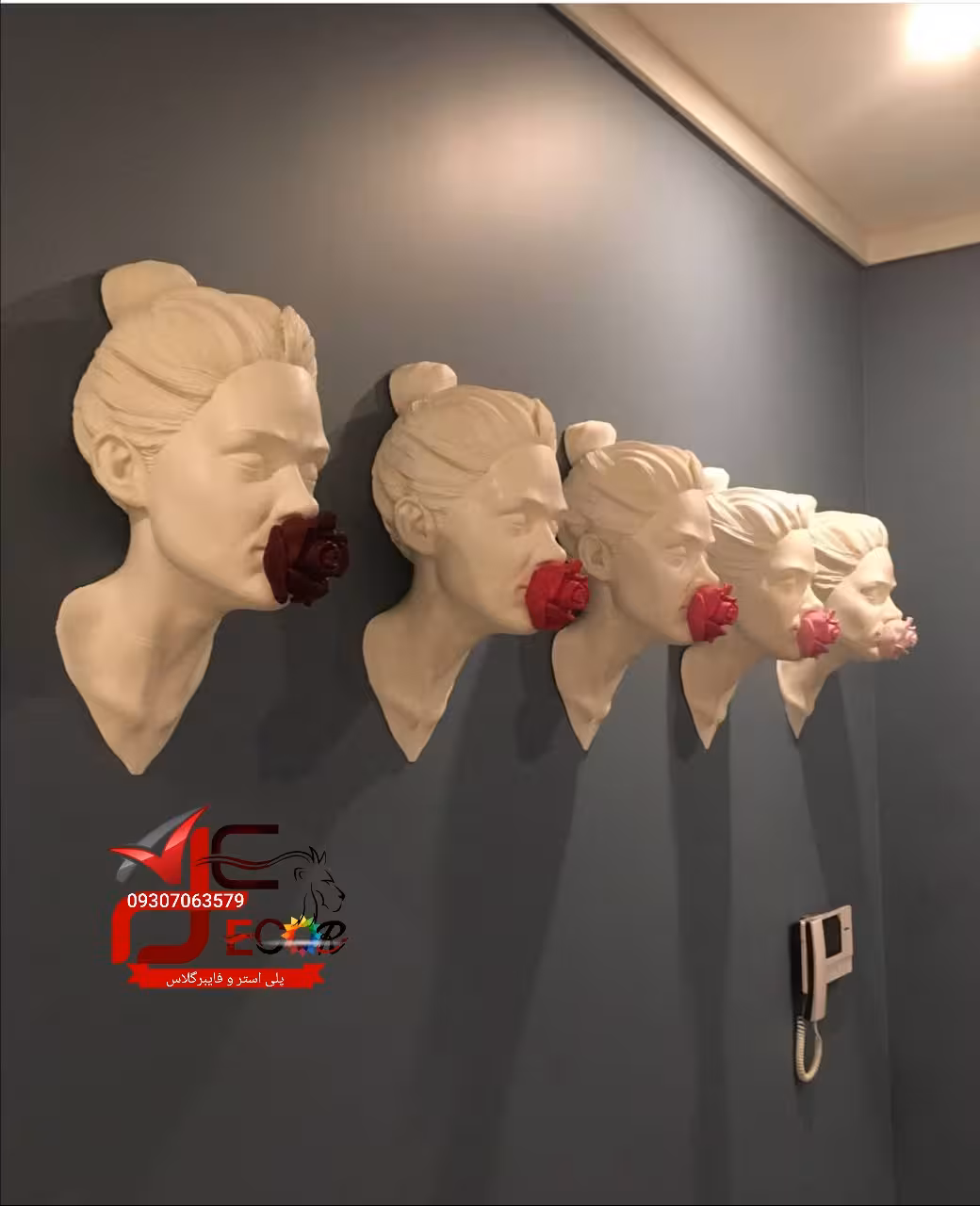 دیوارکوب انسان طرح دختر