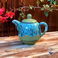 قوری آسمان رنگ سبز