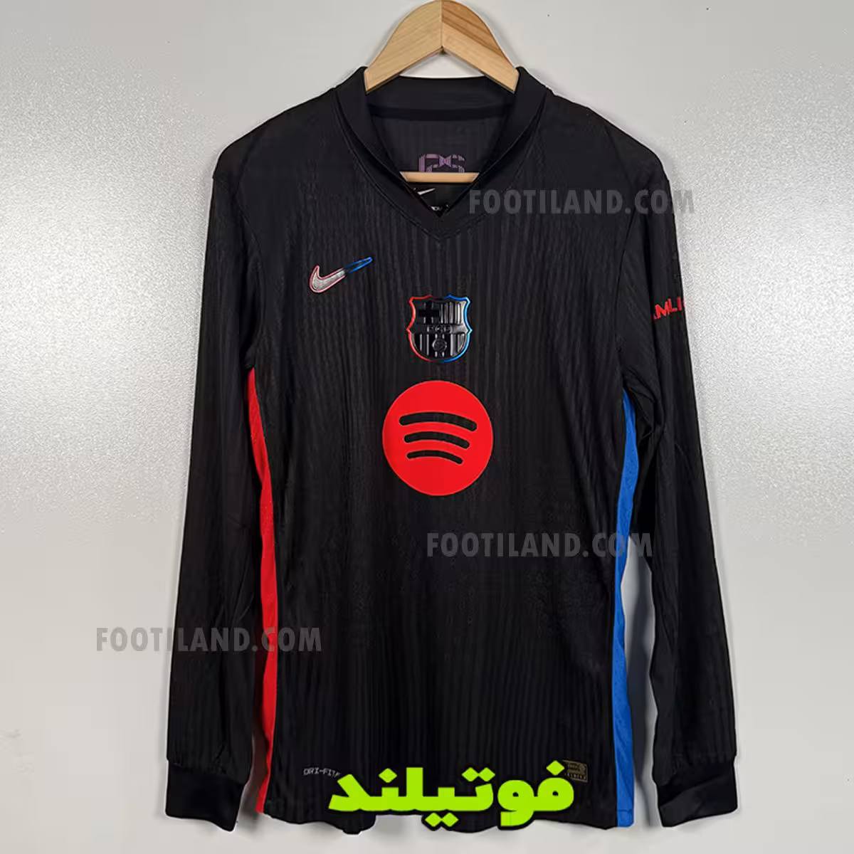 لباس پلیری آستین بلند دوم بارسلونا 2025