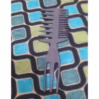 برس یا شانه ی آرایشگری تقسیم مو پنجه ای 