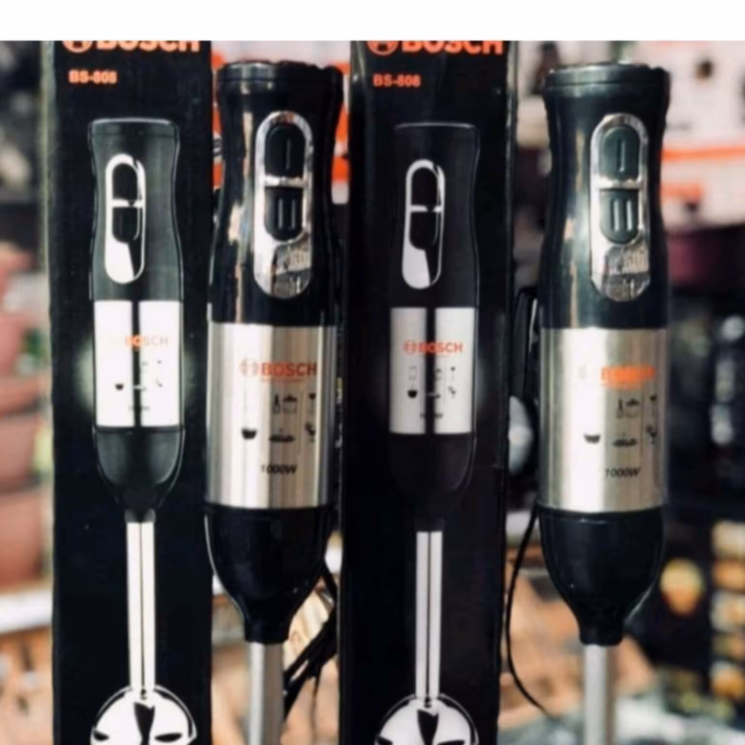 گوشتکوب بوش 1000وات با تیغه 4پره استیل دارای دکمه توربو  و اجزا جداشونده قابل شستشو 