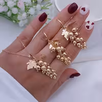 نیمست خوشه انگور