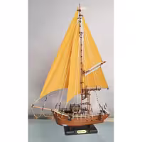 کشتی چوبی مدل دکل بلند ارتفاع 60 و طول 40 سانتی متر کد 720032