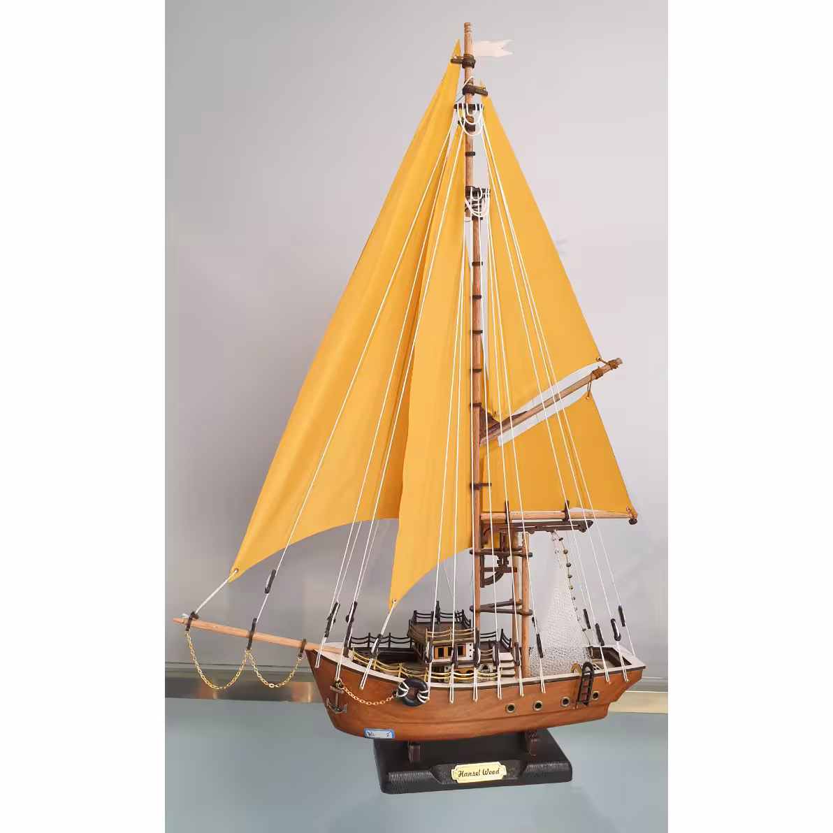 کشتی چوبی مدل دکل بلند ارتفاع 60 و طول 40 سانتی متر کد 720032