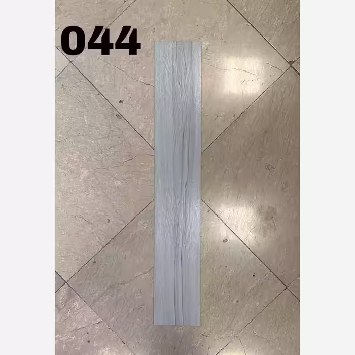 کارتون کفپوش PVC طرح چوب بدون چسب کد 044، 3/24مترمربع، بسته 24عددی طرح چوب (پس کرایه)