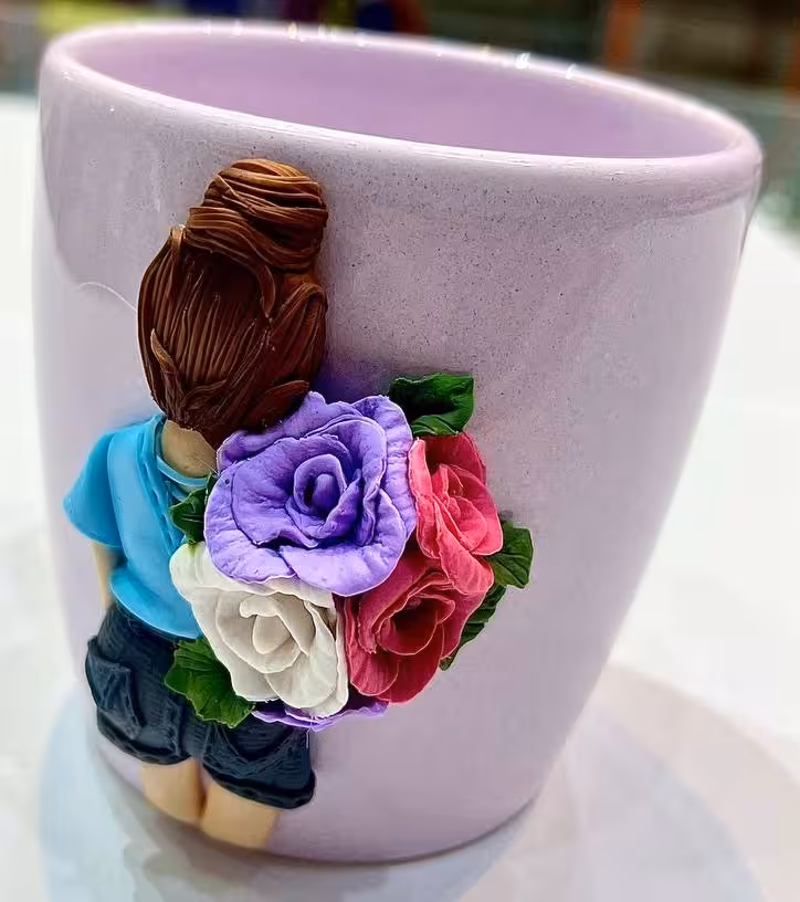 ماگ دست ساز مجسمه سازی شده  با خمیر فیمو