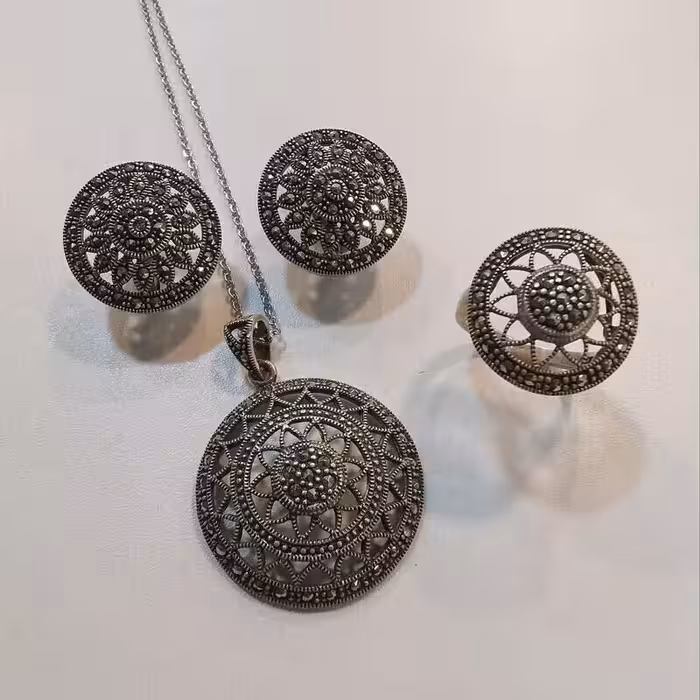 نیم ست زنانه  نقره سیاه قلم 