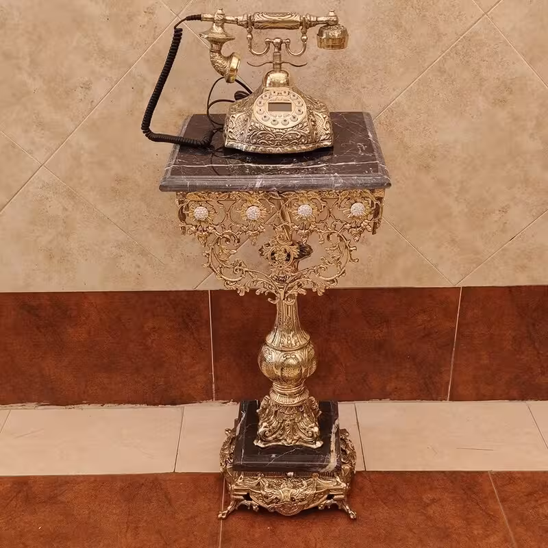 تلفن ایستاده برنز مدل آفتابگردان سنگ مشکی کد 1813 ( برنجی )