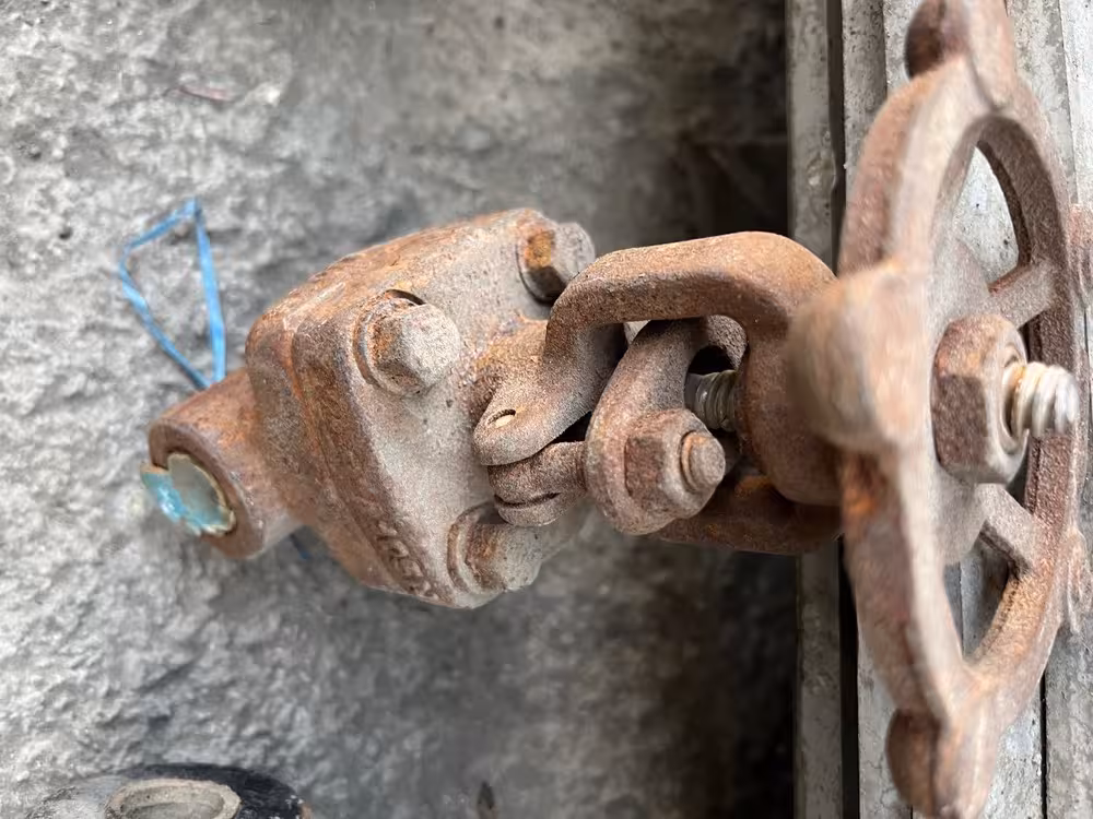 شیر کشویی 1/2 اینچ ساکت ولد کلاس 800 از جنس TRIM A105N STEM A105N DISC A105N BODY A105N